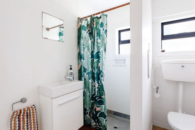 Photo of property in 1 Ohiwa Parade, Ohope, 3121