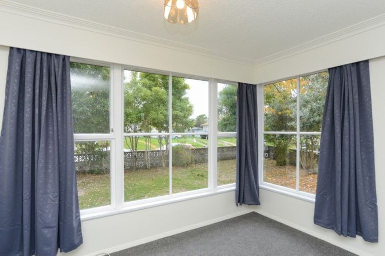 Photo of property in 30 Cottrell Crescent, Onekawa, Napier, 4110