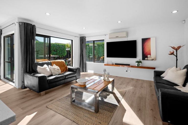 Photo of property in 10 Kentwood Place, Flagstaff, Hamilton, 3210