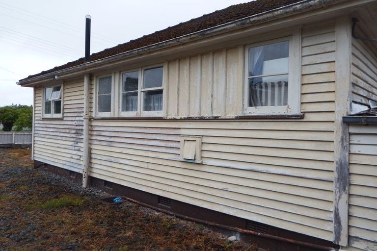 Photo of property in 7 Rangatira Road, Hunterville, 4730