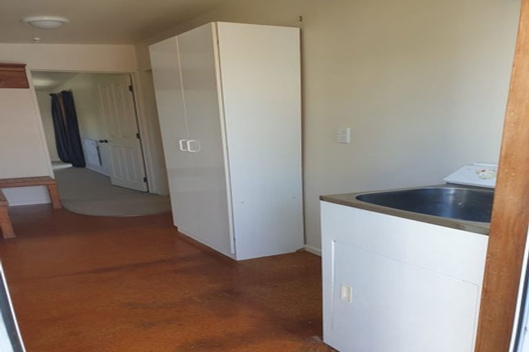 Photo of property in 7a Green Lane, Helensville, 0800