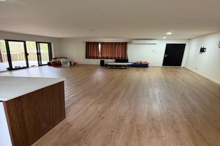 Photo of property in 41a Leo Street, Glen Eden, Auckland, 0602