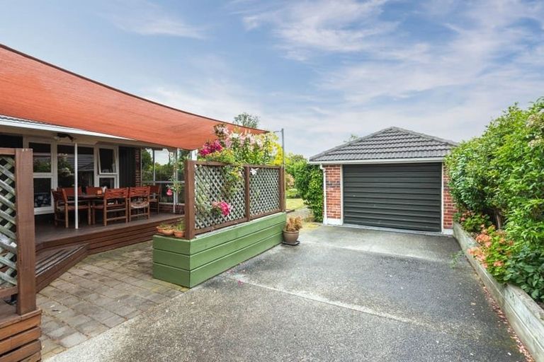 Photo of property in 15 Manuka Street, Mairehau, Christchurch, 8013