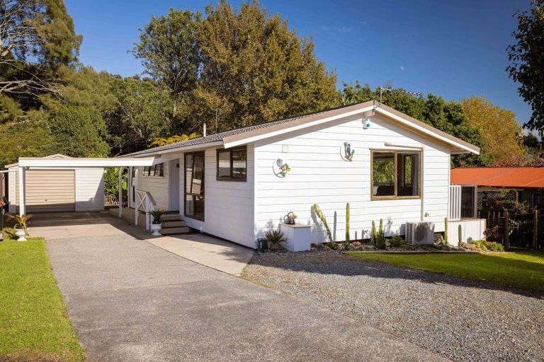 Photo of property in 62 Cumberland Crescent, Welcome Bay, Tauranga, 3112