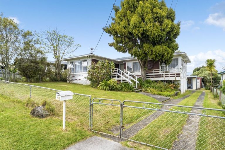 Photo of property in 58 Chorley Avenue, Massey, Auckland, 0614