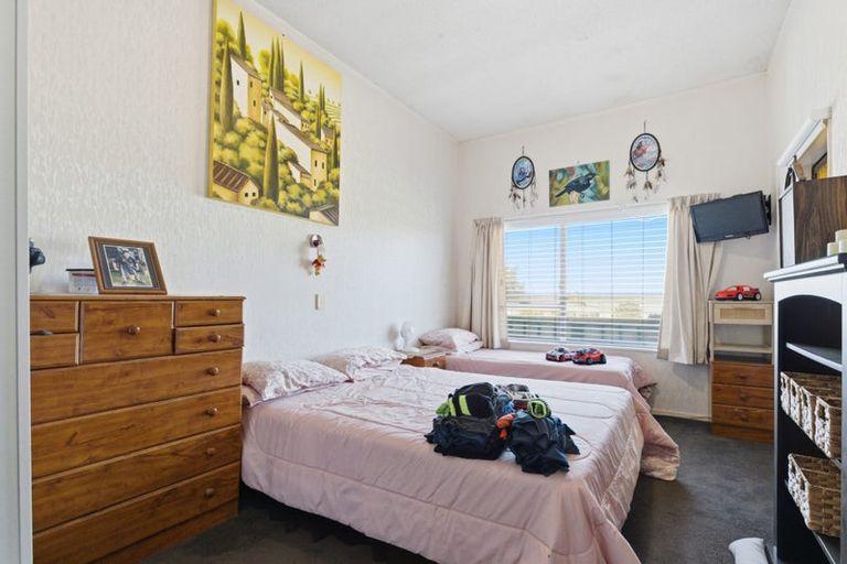 Photo of property in 647 Pukehina Parade, Pukehina, Te Puke, 3189