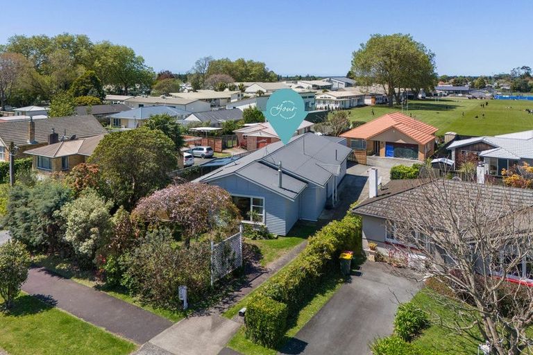 Photo of property in 12 Carisbrooke Street, Katikati, 3129