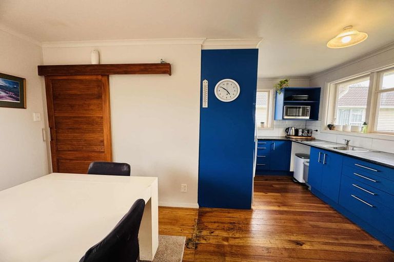 Photo of property in 17a Seddon Street, Takaro, Palmerston North, 4412