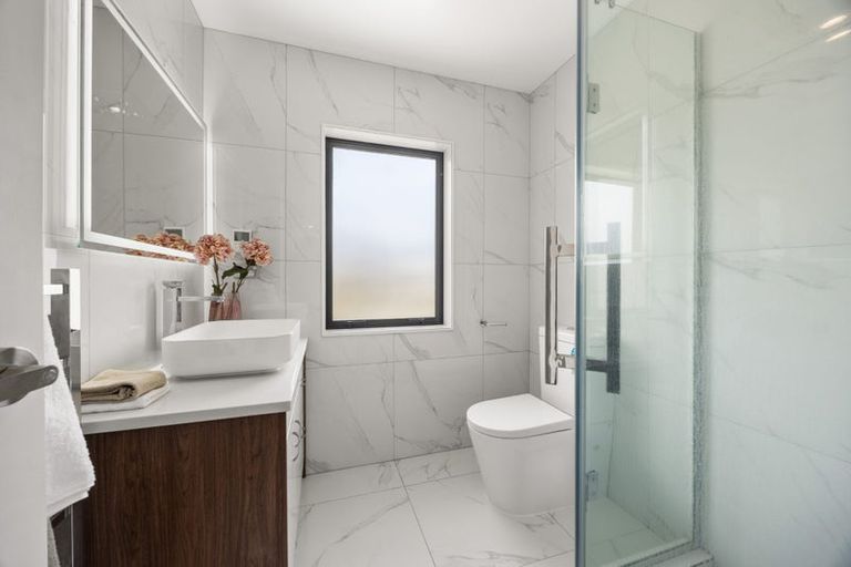 Photo of property in 67 Drumbuoy Drive, Flat Bush, Auckland, 2019