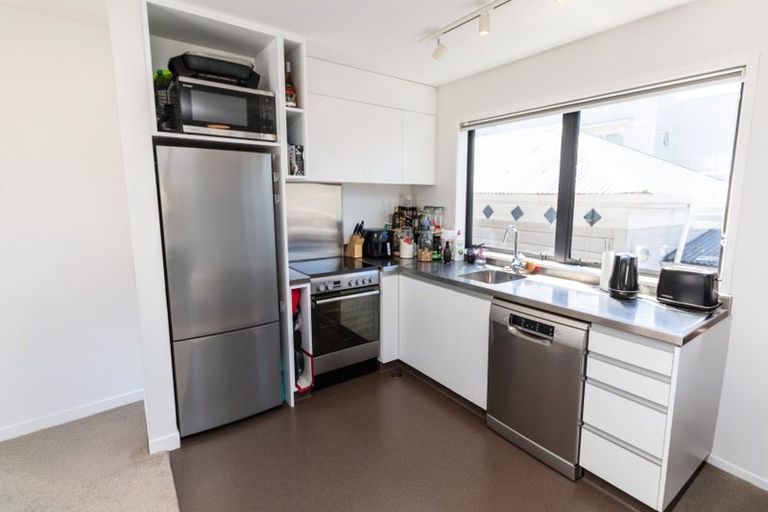 Photo of property in 17u3 Nairn Street, Mount Cook, Wellington, 6011