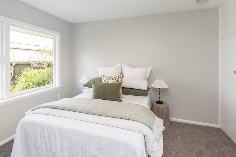 Photo of property in 2/15 Winton Street, St Albans, Christchurch, 8014