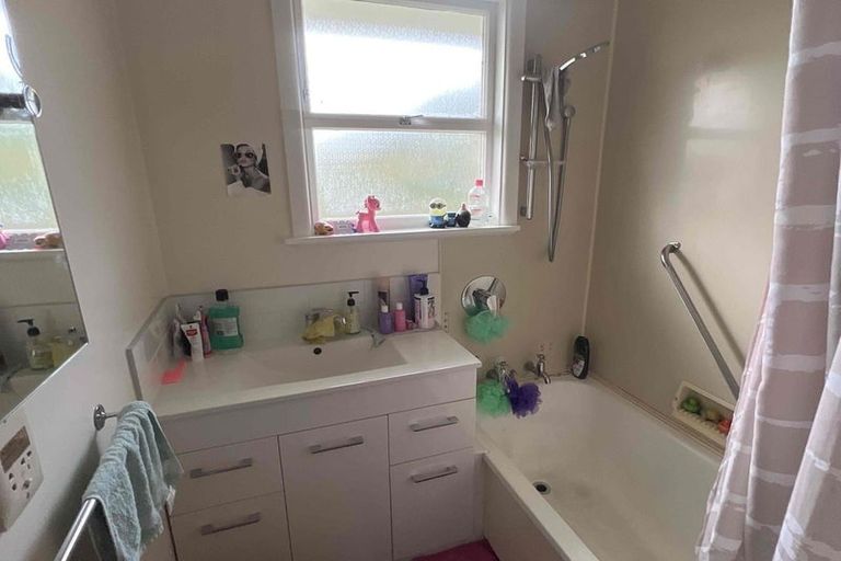 Photo of property in 155 Brookside Terrace, Bryndwr, Christchurch, 8053
