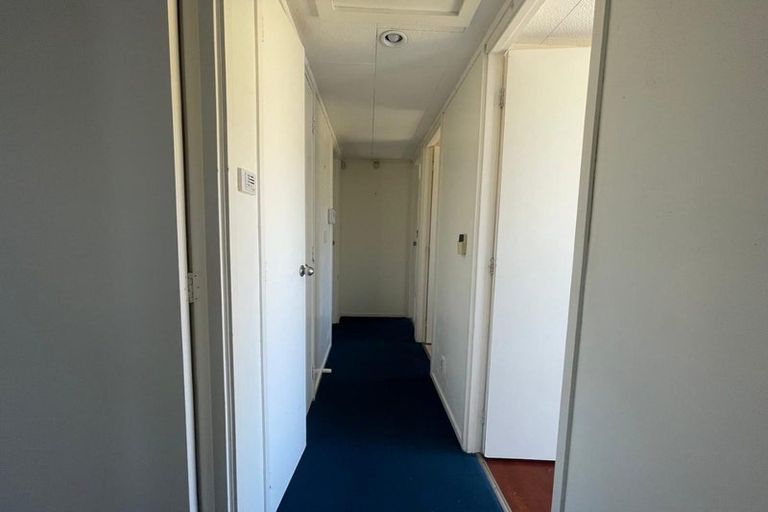 Photo of property in 18 Justamere Place, Weymouth, Auckland, 2103