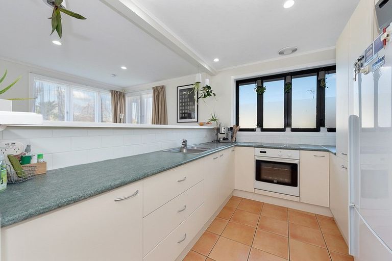 Photo of property in 43 Herbert Road, Queenwood, Hamilton, 3210