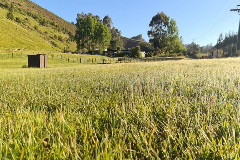 Photo of property in 268 Whangamata Road, Kinloch, Taupo, 3377