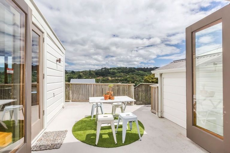 Photo of property in 44 Overtoun Terrace, Hataitai, Wellington, 6021