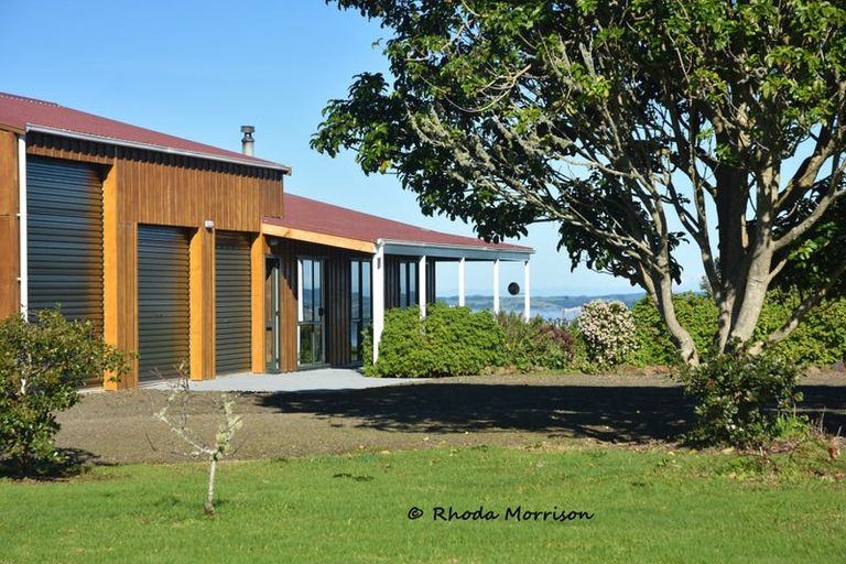 Photo of property in 986 Tinopai Road, Tinopai, Matakohe, 0593