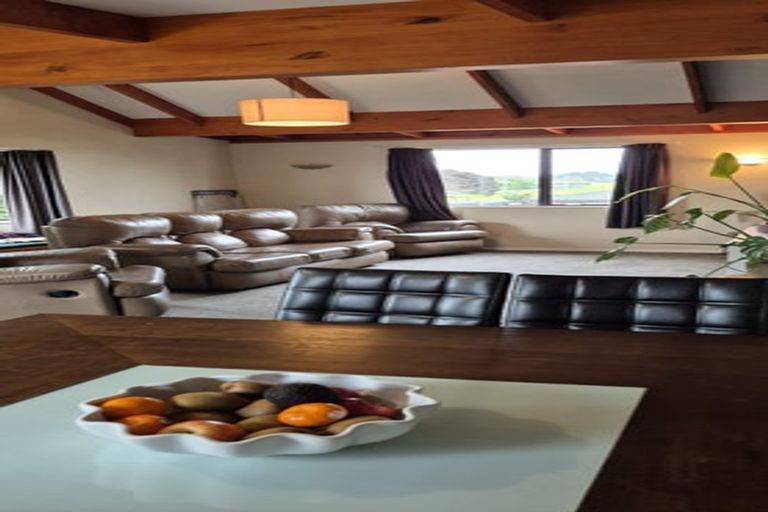 Photo of property in 9 Churchill Terrace, Waiuku, 2123