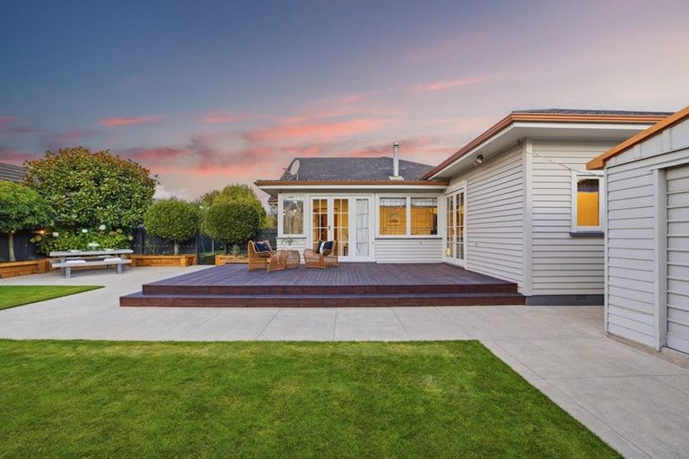 Photo of property in 48 Steadman Road, Broomfield, Christchurch, 8042