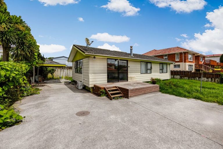 Photo of property in 156 Rathgar Road, Henderson, Auckland, 0610