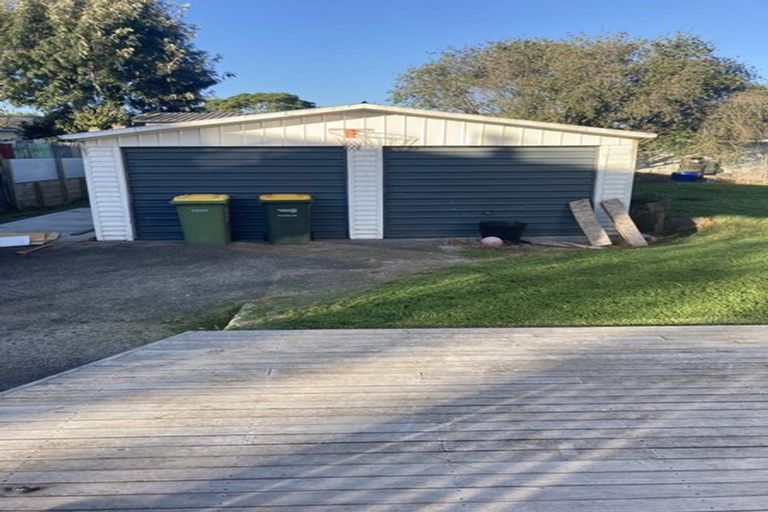 Photo of property in 112 Marne Road, Papakura, 2110