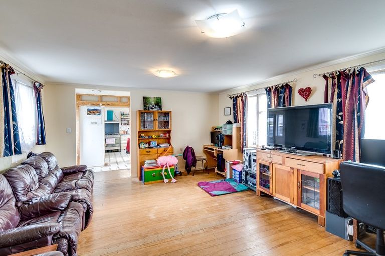 Photo of property in 30 Kelvin Road, Maraenui, Napier, 4110