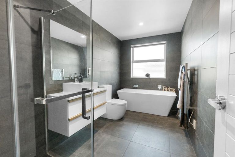 Photo of property in 37 Quartz Drive, Rolleston, 7614