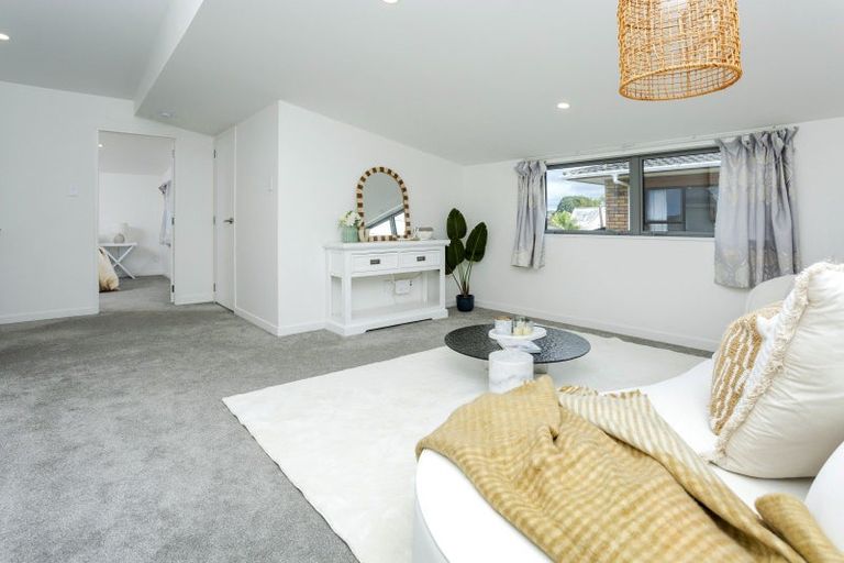 Photo of property in 32b Gulf View Road, Murrays Bay, Auckland, 0630