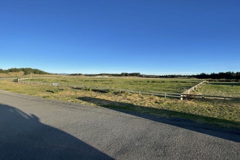 Photo of property in 16 Truebridge Drive, Waitarere, Levin, 5510