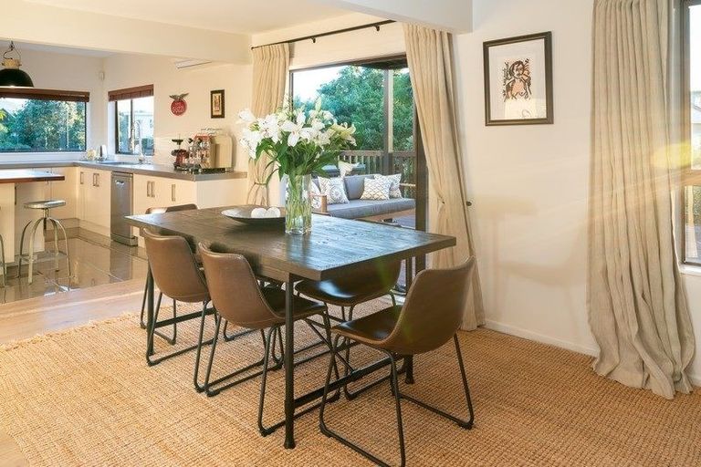 Photo of property in 9 Wharemauku Road, Raumati Beach, Paraparaumu, 5032