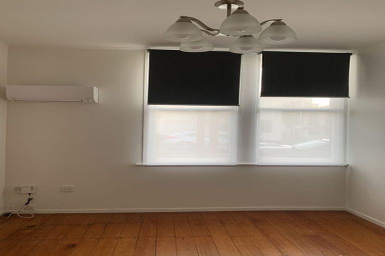 Photo of property in 39 Thompson Street, Mount Cook, Wellington, 6011