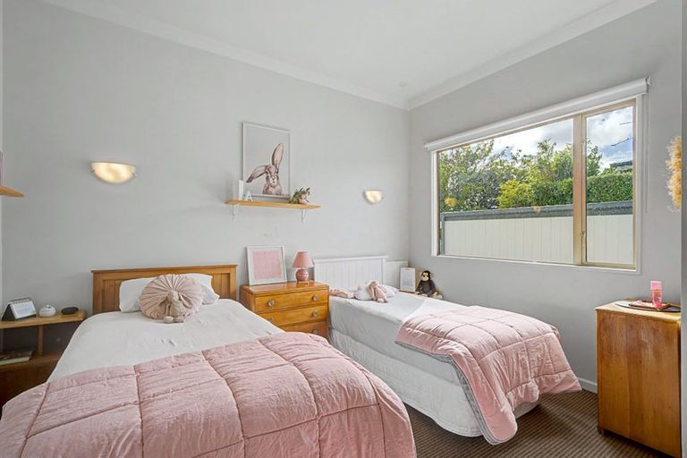 Photo of property in 1 Collingwood Street, Strathern, Invercargill, 9812