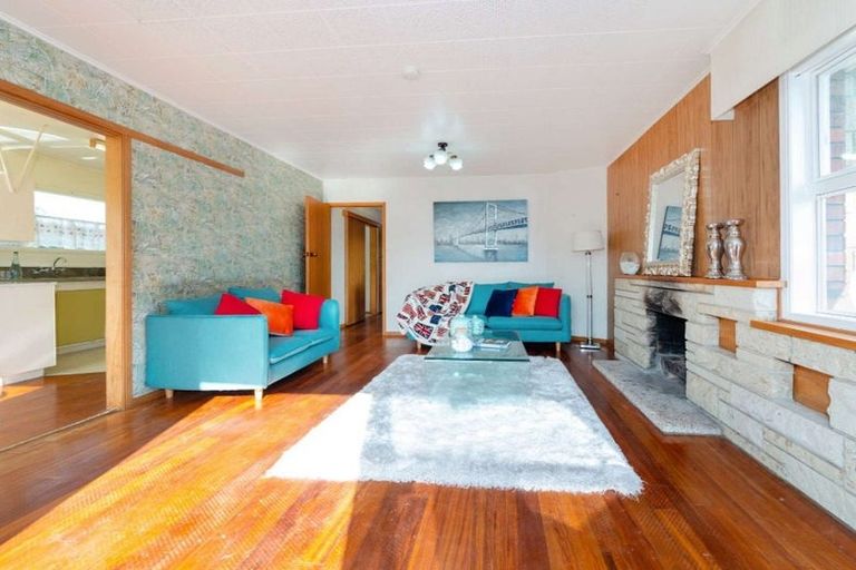 Photo of property in 9 Roys Road, Weymouth, Auckland, 2103