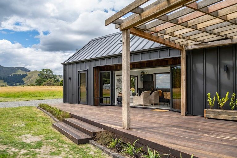 Photo of property in 26 Bucks Road, Tauwharenikau, Featherston, 5773