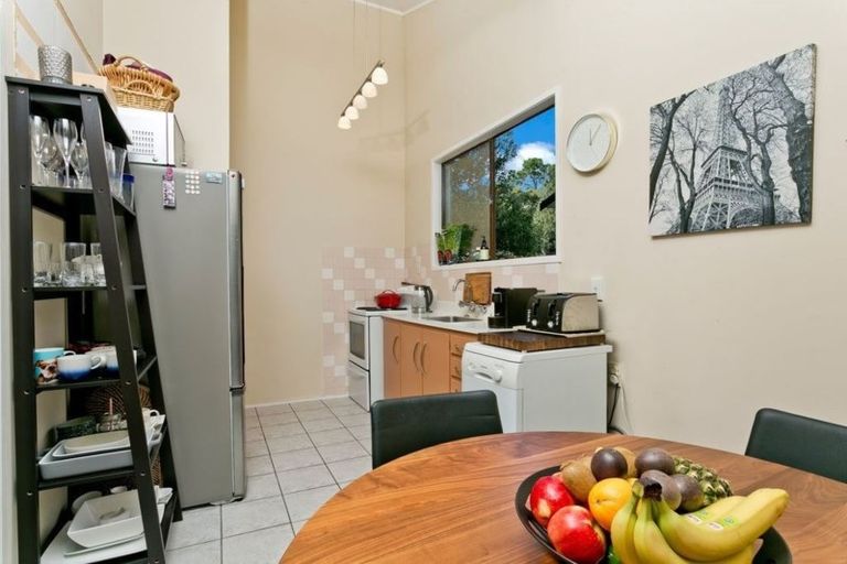Photo of property in 1/38 Morriggia Place, Bayview, Auckland, 0629