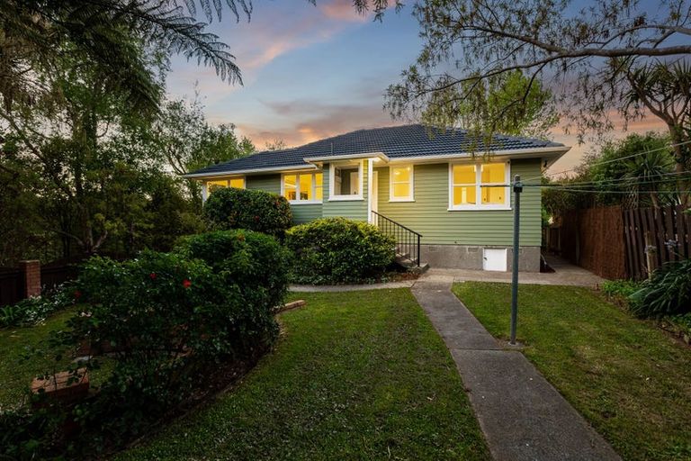 Photo of property in 2 Cleary Street, Waterloo, Lower Hutt, 5011