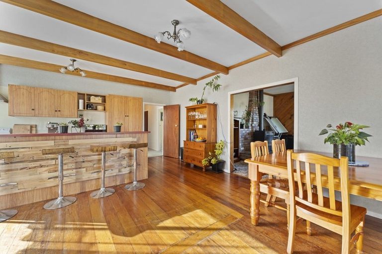 Photo of property in 12 Cordelia Street, Stratford, 4332