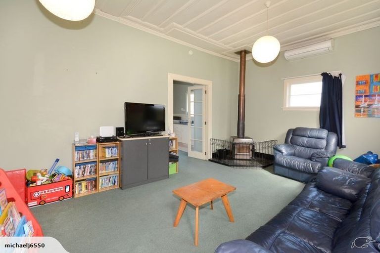 Photo of property in 7 Ballance Street, Caversham, Dunedin, 9011