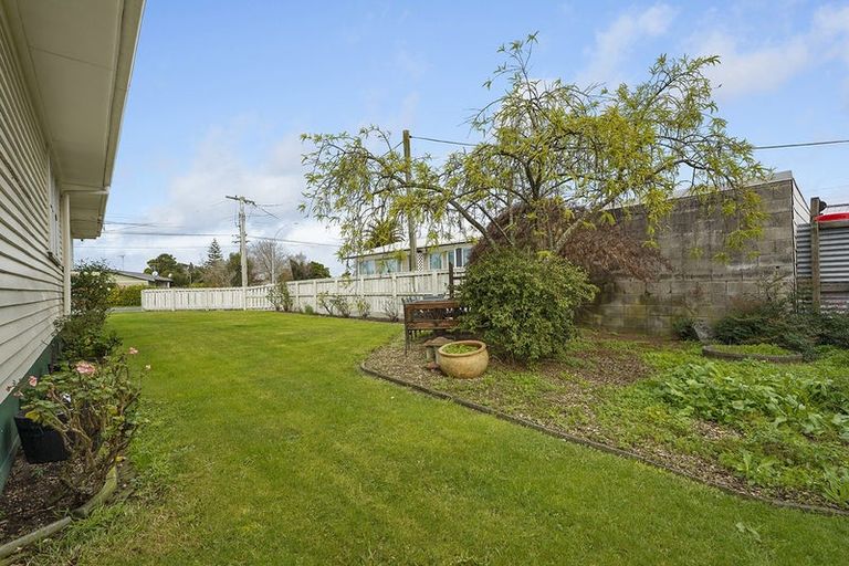 Photo of property in 82 Grandview Road, Nawton, Hamilton, 3200