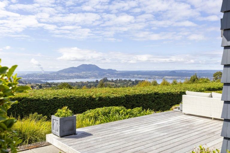 Photo of property in 97 Highland Drive, Acacia Bay, Taupo, 3385