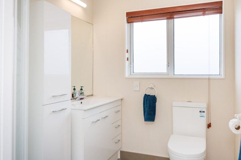 Photo of property in 30 Kilkenny Place, Fitzherbert, Palmerston North, 4410