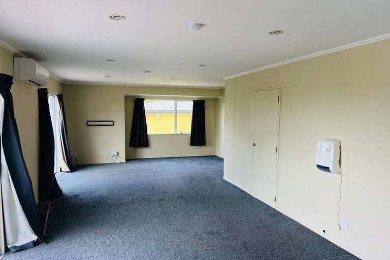 Photo of property in 3/10 Lyell Court, Clover Park, Auckland, 2019
