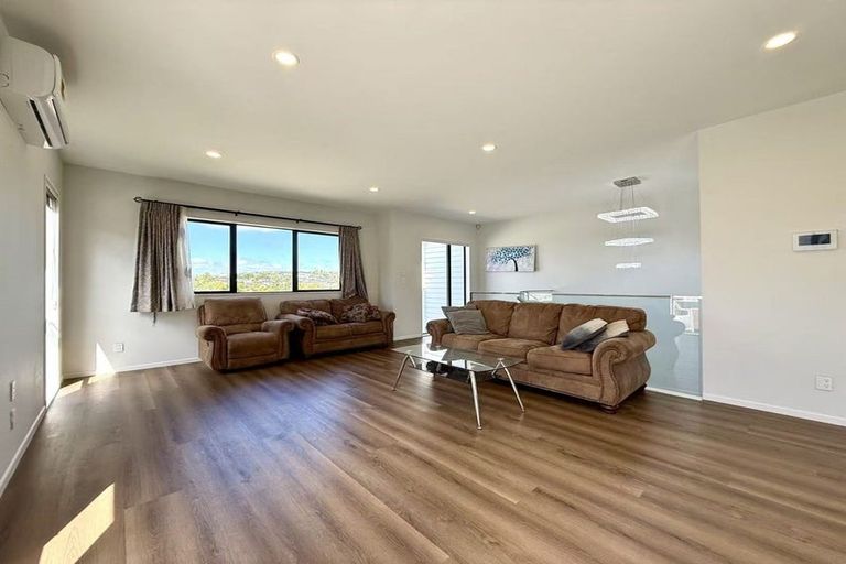 Photo of property in 6 Matatika Rise, Swanson, Auckland, 0614