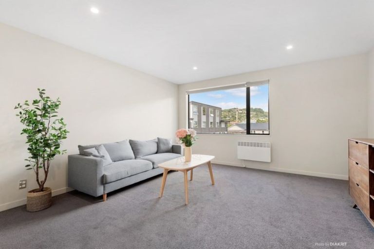 Photo of property in 20/8u Thatcher Crescent, Crofton Downs, Wellington, 6035