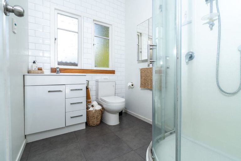 Photo of property in 49 Government Road, Raglan, 3225