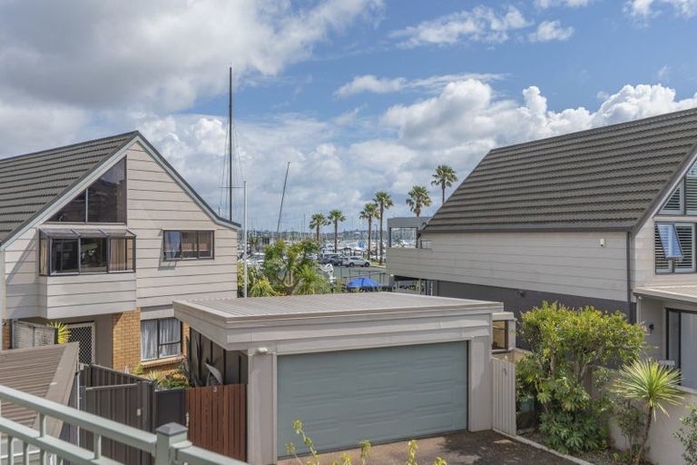 Photo of property in 1/7 Pegasus Place, Half Moon Bay, Auckland, 2012