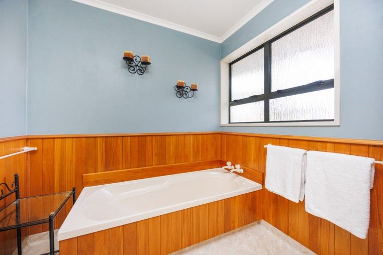 Photo of property in 4 Tudor Grove, Feilding, 4702