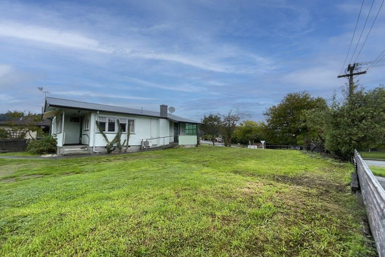 Photo of property in 27 Victory Street, Reefton, 7830