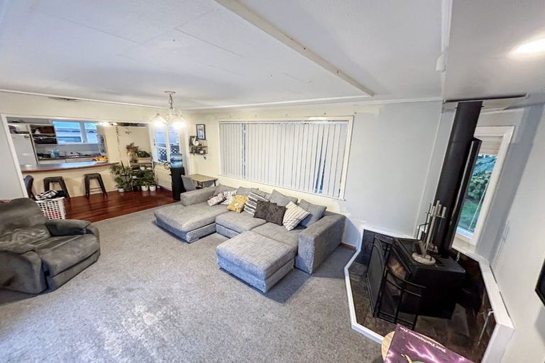 Photo of property in 16 Kenmore Place, Tokoroa, 3420