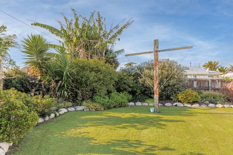 Photo of property in 53 Queen Street, Westport, 7825